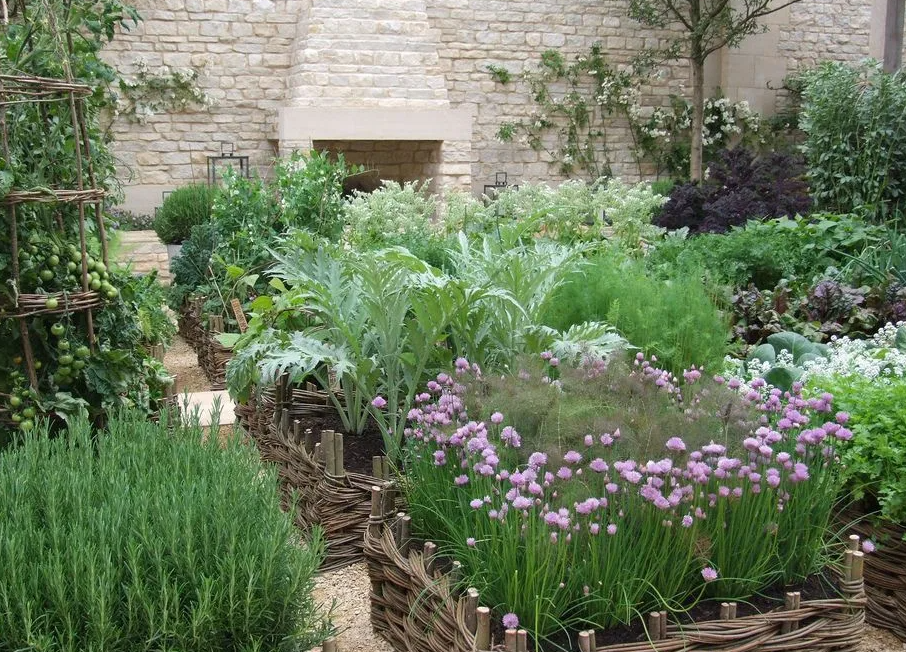 About the herb farm retreat concept and team